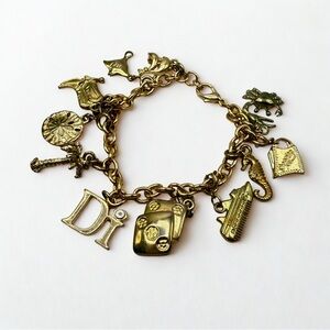 Beach Cruise Charm Bracelet Souvenir Jewelry Gold Tone Diamonds International DI